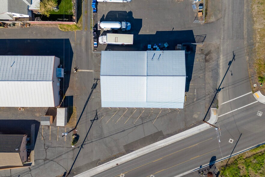 345 N 1st Pl, Hermiston, OR à vendre - Photo de l’immeuble – Image 3 sur 7