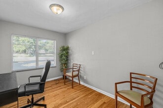 10236 Halls Ferry Rd, Saint Louis, MO à vendre Photo intérieure– Image 2 sur 7
