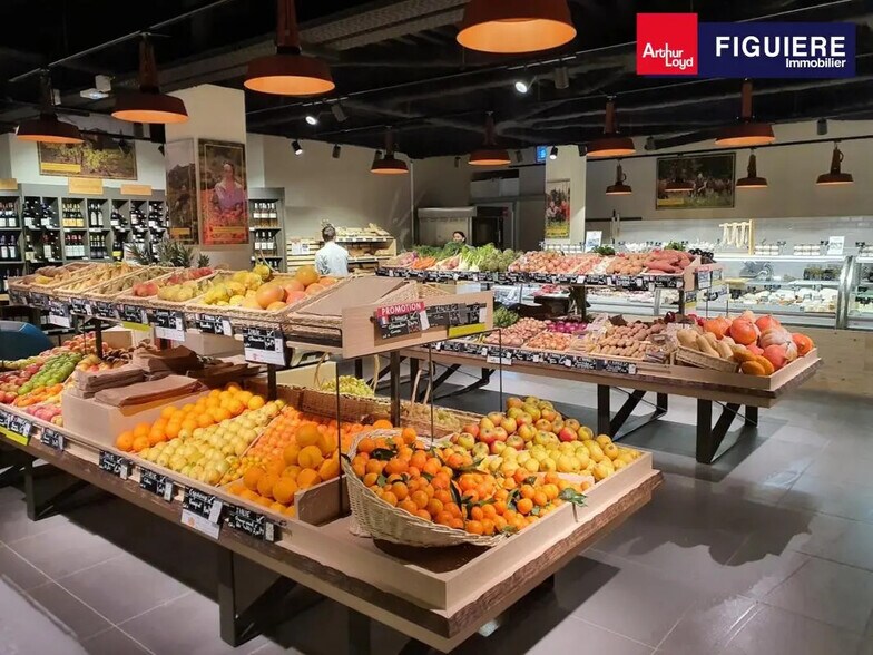 Local commercial dans Istres à louer - Photo intérieure – Image 2 sur 8