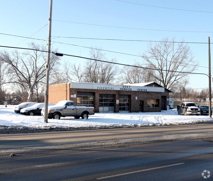 3557 E Main St, Whitehall, OH à vendre - Photo de l’immeuble – Image 2 sur 5