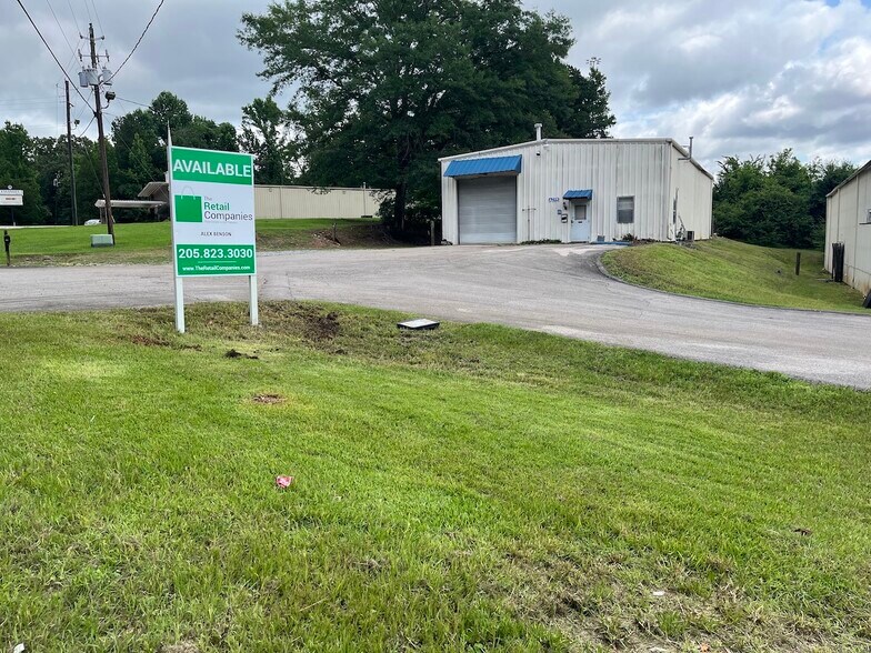 6259 Service Rd, Birmingham, AL à louer - Photo de l’immeuble – Image 2 sur 9