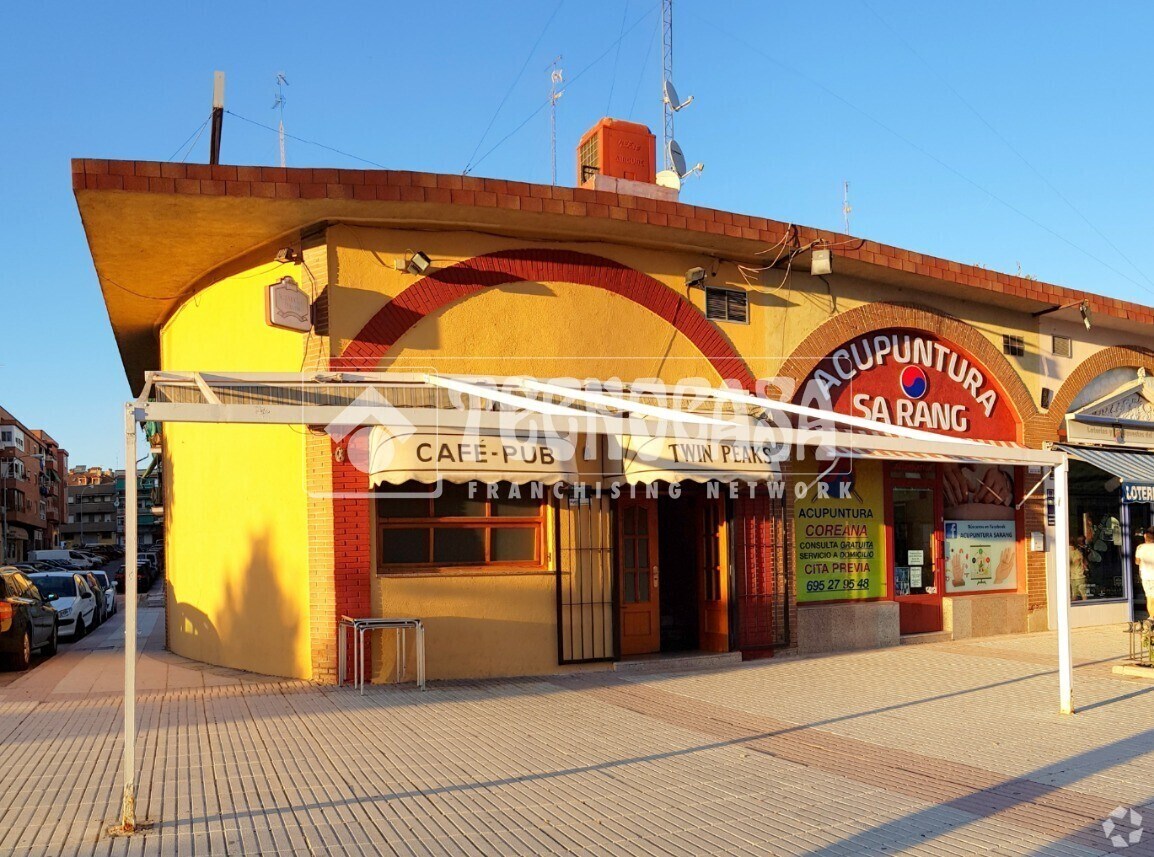 Local commercial dans Fuenlabrada, Madrid à vendre Photo intérieure– Image 1 sur 2