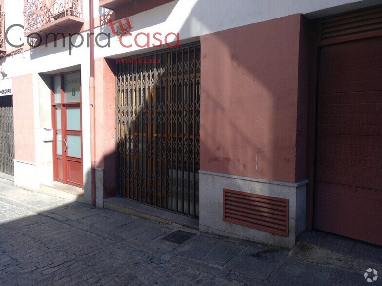 Immeuble residentiel dans Segovia, Segovia à vendre - Photo intérieure – Image 1 sur 1
