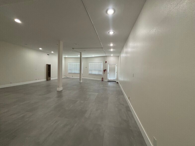 310 Estrella Ave, La Selva Beach, CA à louer - Photo de l’immeuble – Image 1 sur 12