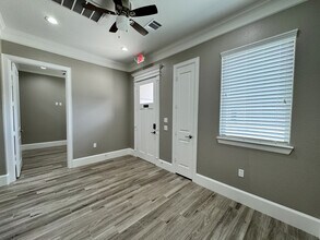 12410 Spring Cypress Rd, Tomball, TX à louer Photo intérieure– Image 2 sur 15