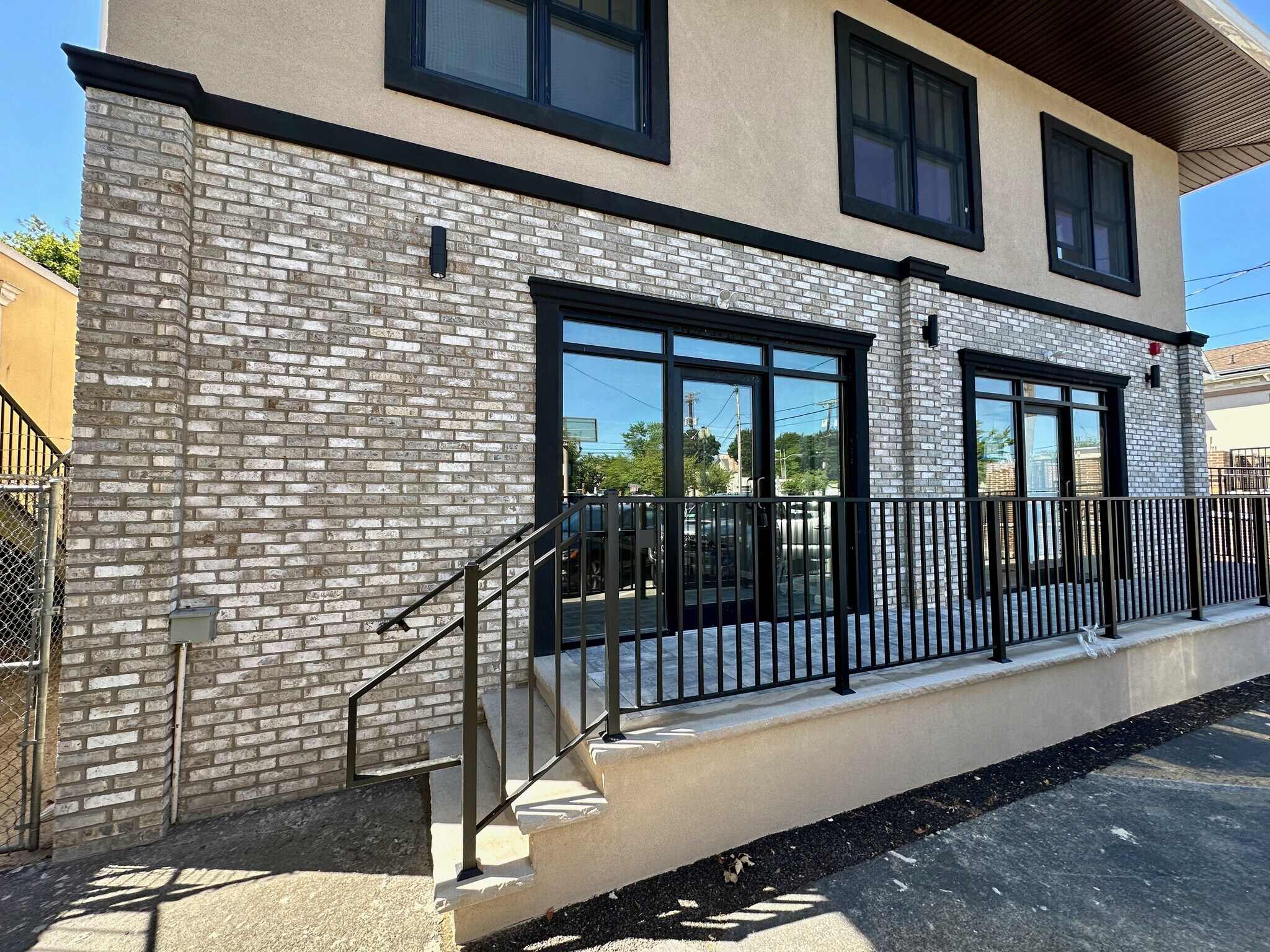 100 Market Yard, Freehold, NJ à louer Photo principale– Image 1 sur 2