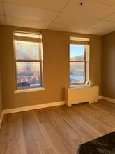 39-42 Central Sq, Keene, NH à louer Photo intérieure– Image 1 sur 8