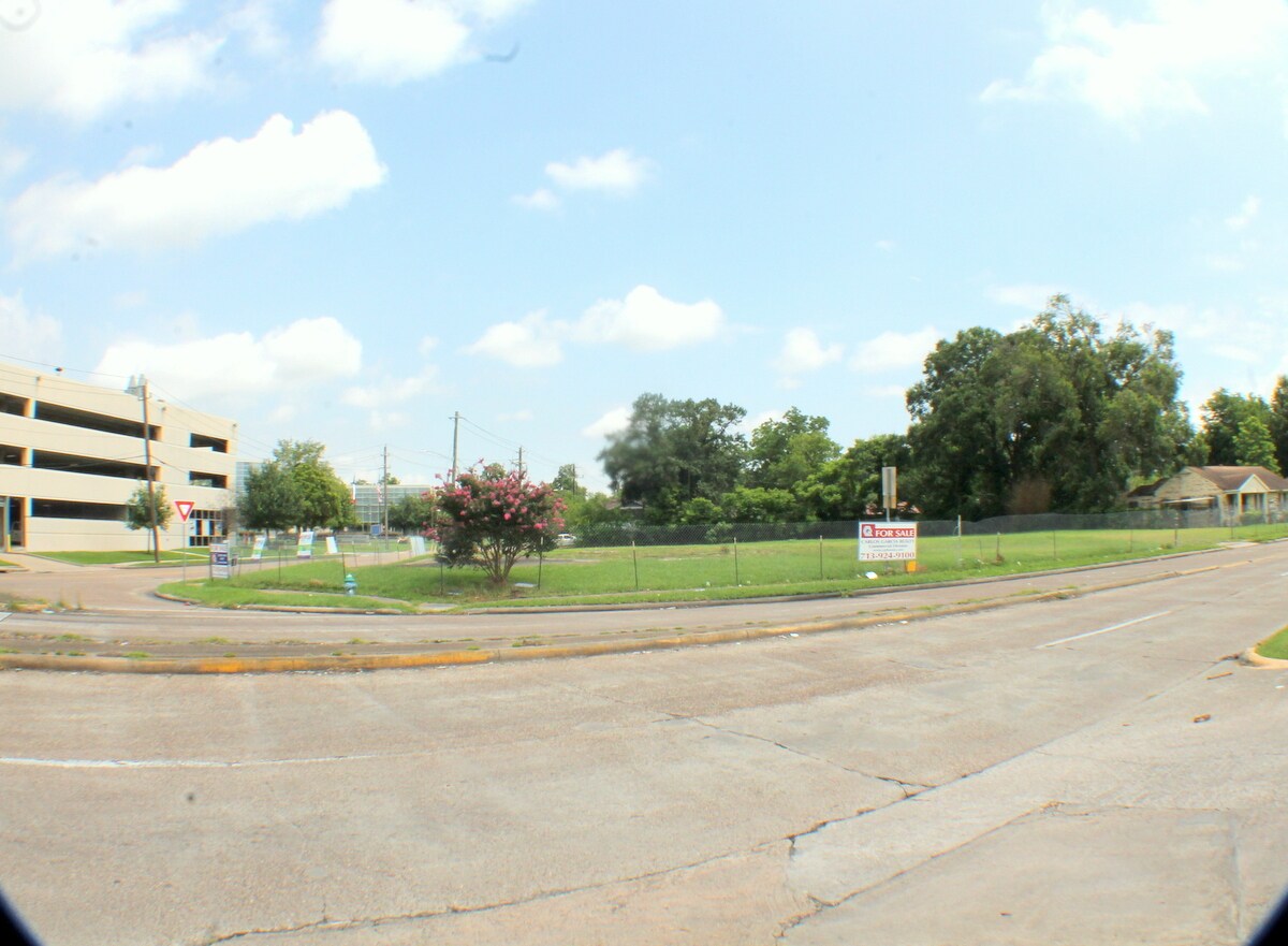 7003 Woodridge Dr, Houston, TX à vendre Photo de l’immeuble– Image 1 sur 11