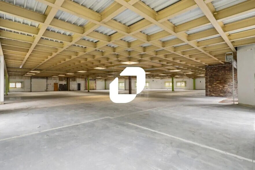 Bureau dans Croissy-Beaubourg à louer - Photo de l’immeuble – Image 3 sur 14