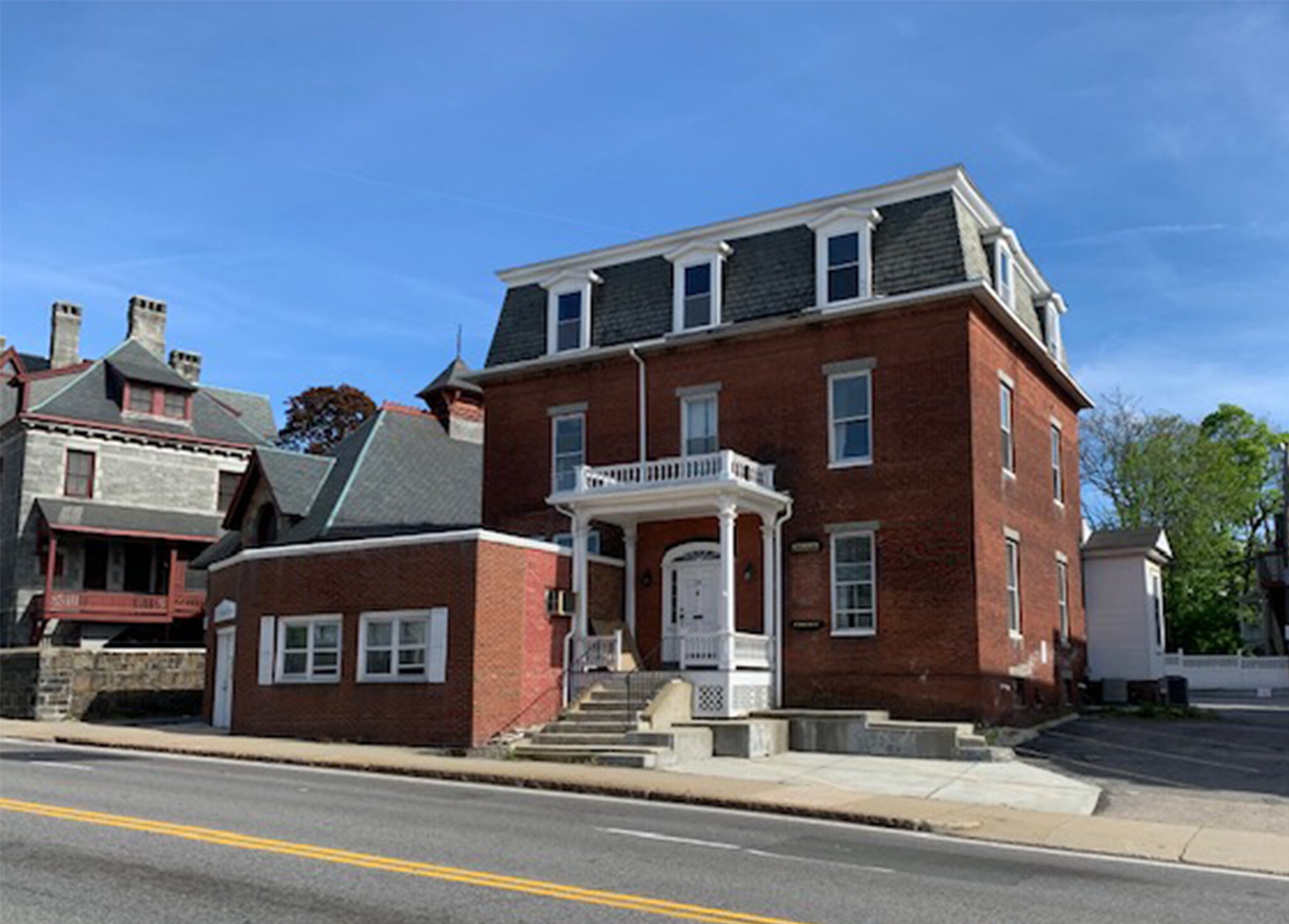 37 Highland St, Worcester, MA à vendre Photo de l’immeuble– Image 1 sur 6