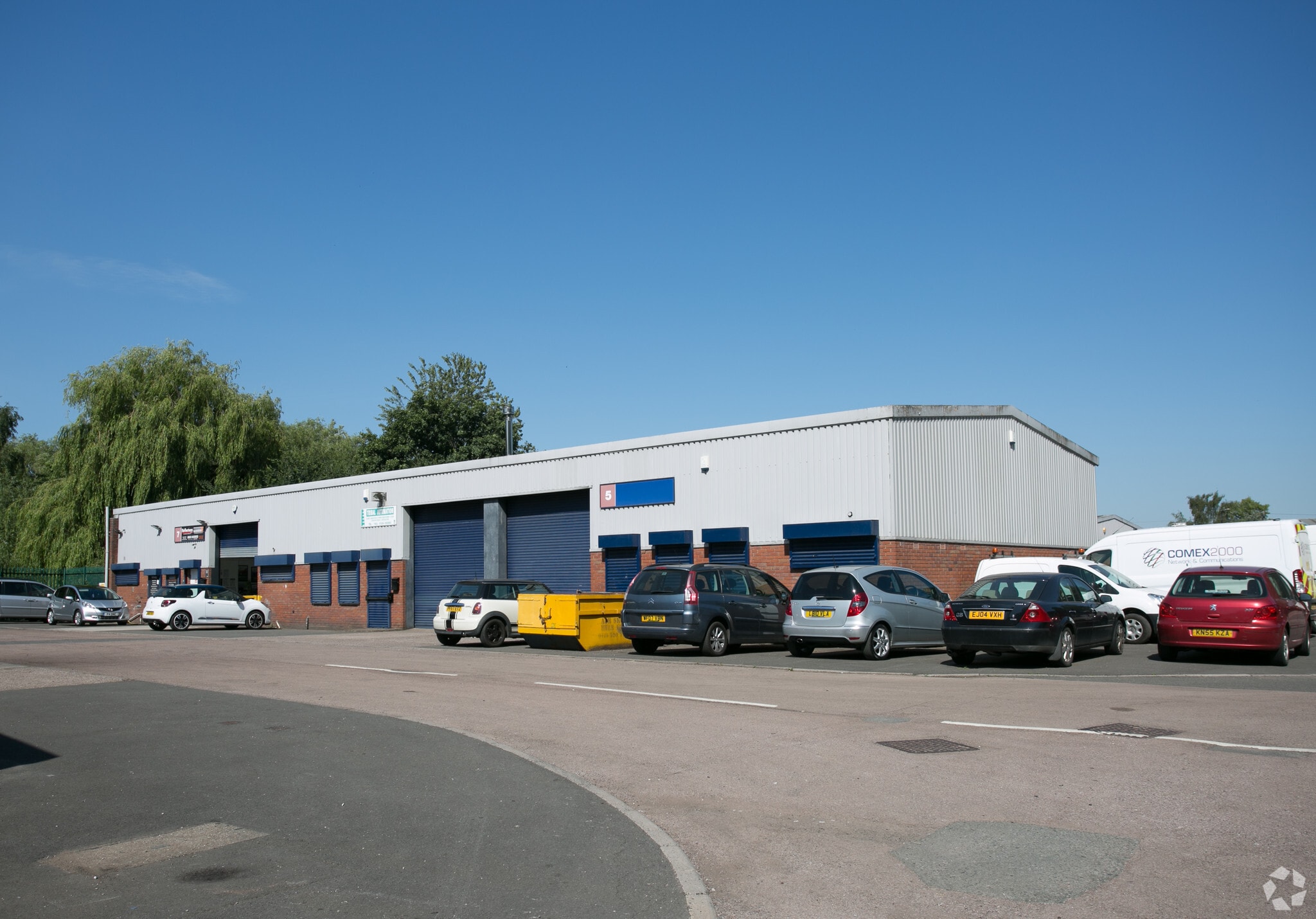 Cradley Rd, Cradley Heath à louer Photo principale– Image 1 sur 9