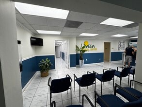 2953-2955 SW 8th St, Miami, FL à louer Photo intérieure– Image 1 sur 8