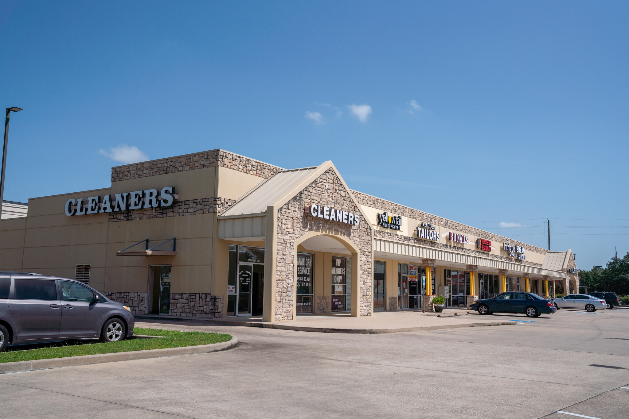 1826 Country Place Pky, Pearland, TX à louer Photo de l’immeuble– Image 1 sur 5