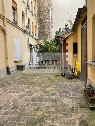 Plus de détails pour Local commercial à vendre