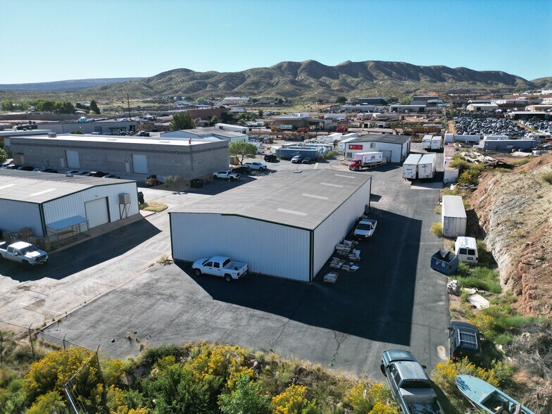 960 S 1900 E, Washington, UT à louer - Photo principale – Image 1 sur 5