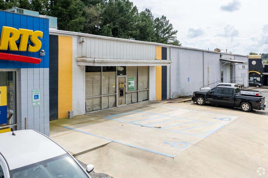 321 Valley Ave, Birmingham, AL à louer - Photo de l’immeuble – Image 2 sur 5