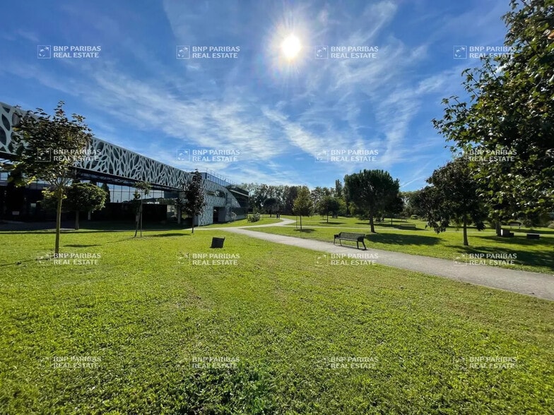 1 Rond-Point Du Général Eisenhower, Toulouse à louer - Photo de l’immeuble – Image 3 sur 19