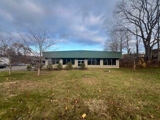 Plus de détails pour 571 Danbury Rd, New Milford, CT - Local commercial à vendre