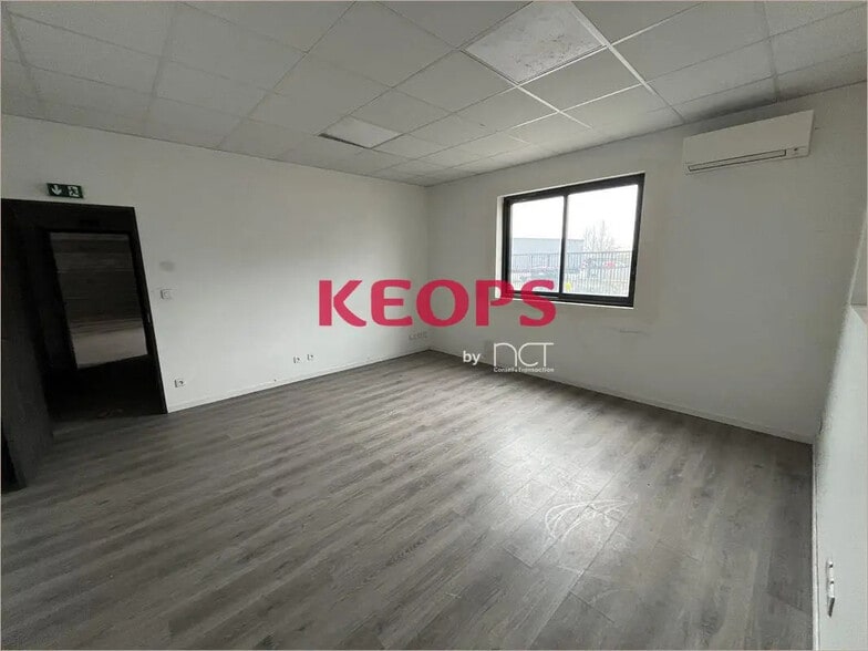 Local d’activités dans Villeneuve-Tolosane à louer - Photo intérieure – Image 2 sur 4