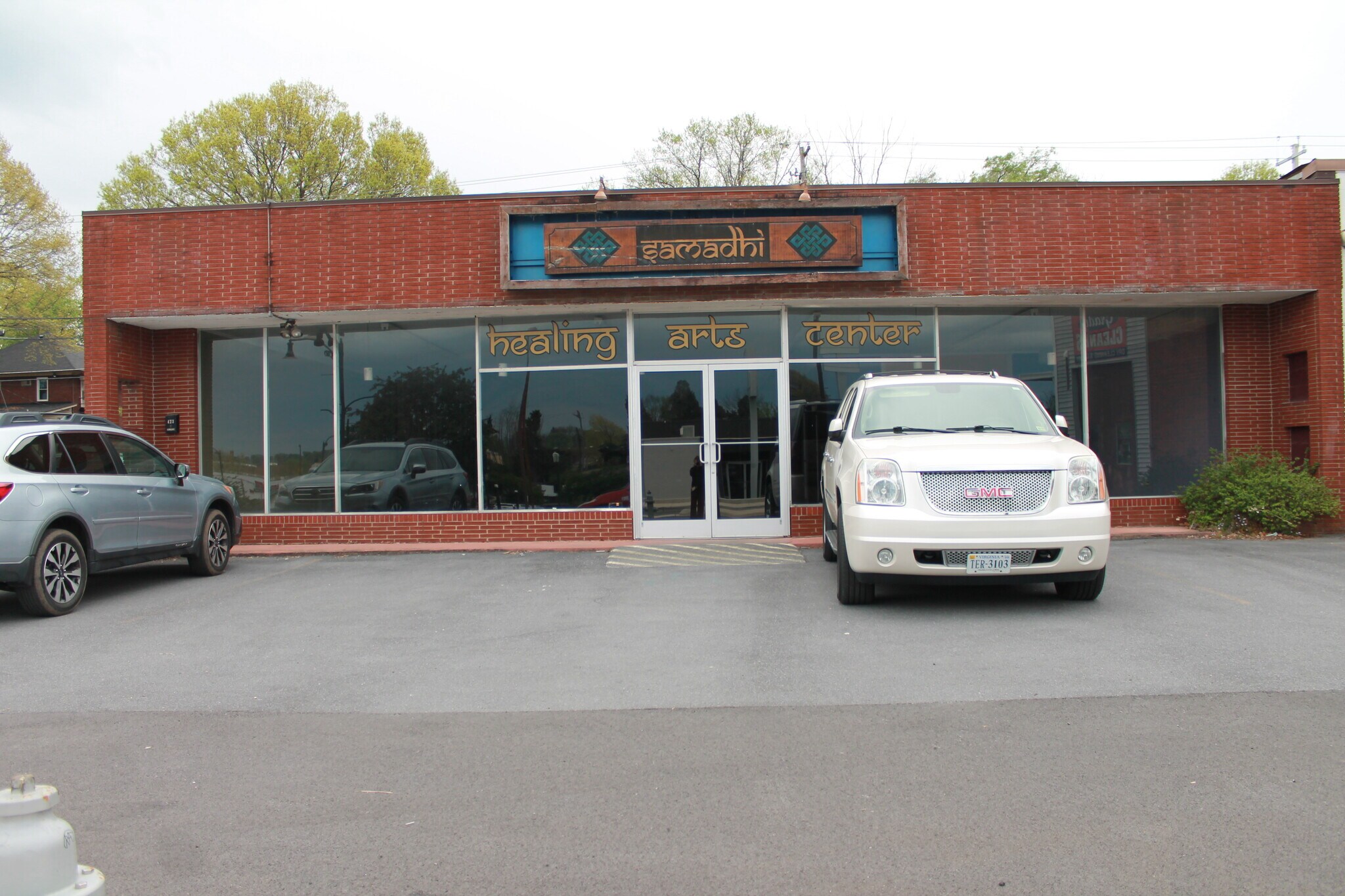 423 W Walnut St, Johnson City, TN à louer Photo principale– Image 1 sur 28