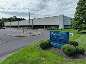 102 Commerce Dr, Moorestown, NJ à louer Photo de l’immeuble– Image 1 sur 2