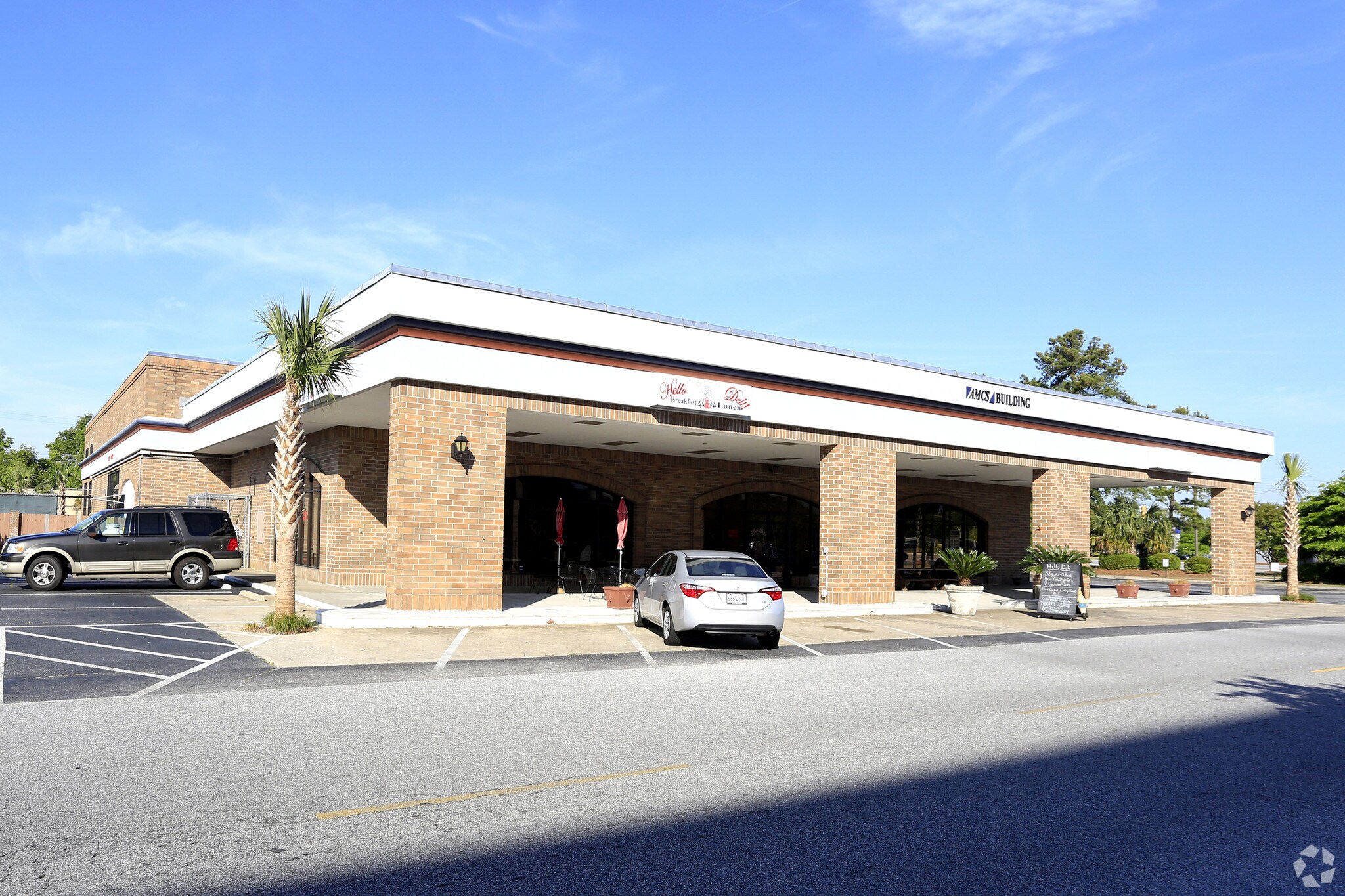 2409 Mall Dr, North Charleston, SC à louer Photo principale– Image 1 sur 15