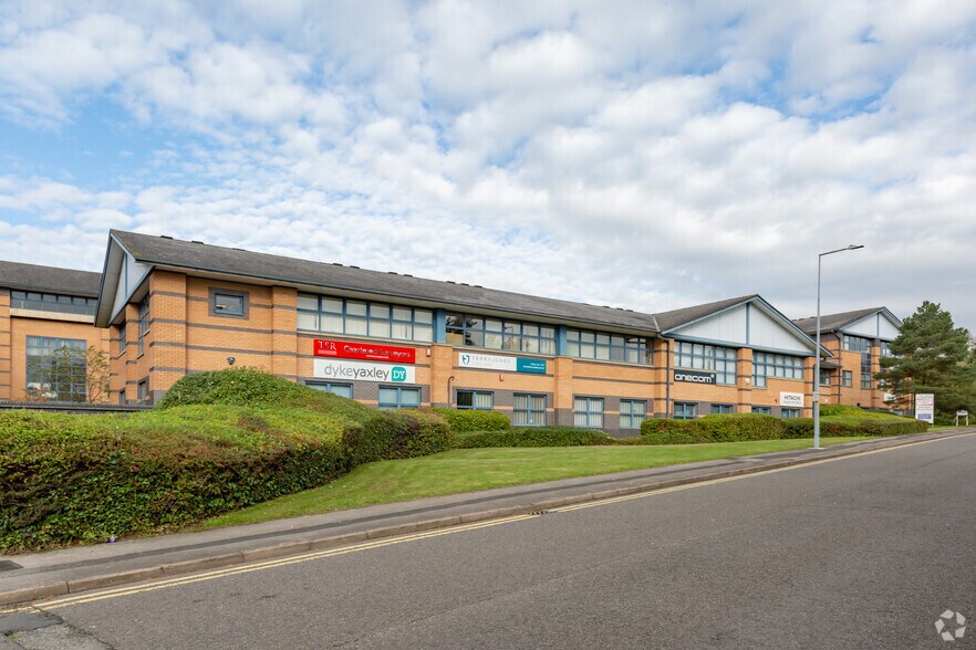 Hollinswood Ct, Telford à louer - Photo principale – Image 1 sur 4