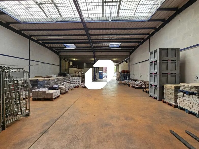 Local d’activités dans Villepinte à louer - Photo intérieure – Image 3 sur 24