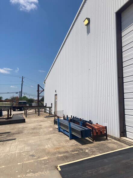 11220 S FM 730, Azle, TX à louer - Photo de l’immeuble – Image 3 sur 10