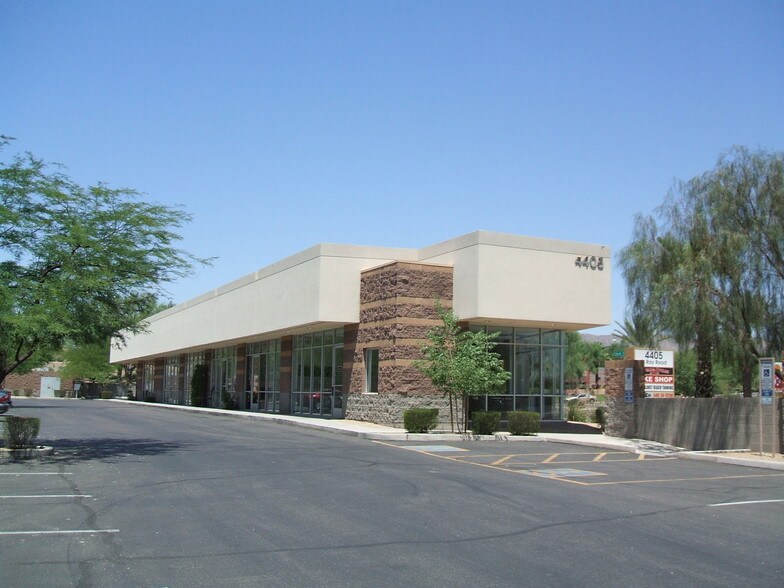 4405 E Ray Rd, Phoenix, AZ à louer - Photo de l’immeuble – Image 2 sur 9
