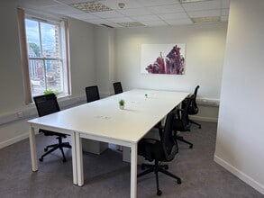 180-186 Kings Cross Rd, Londres à louer Photo intérieure– Image 1 sur 1