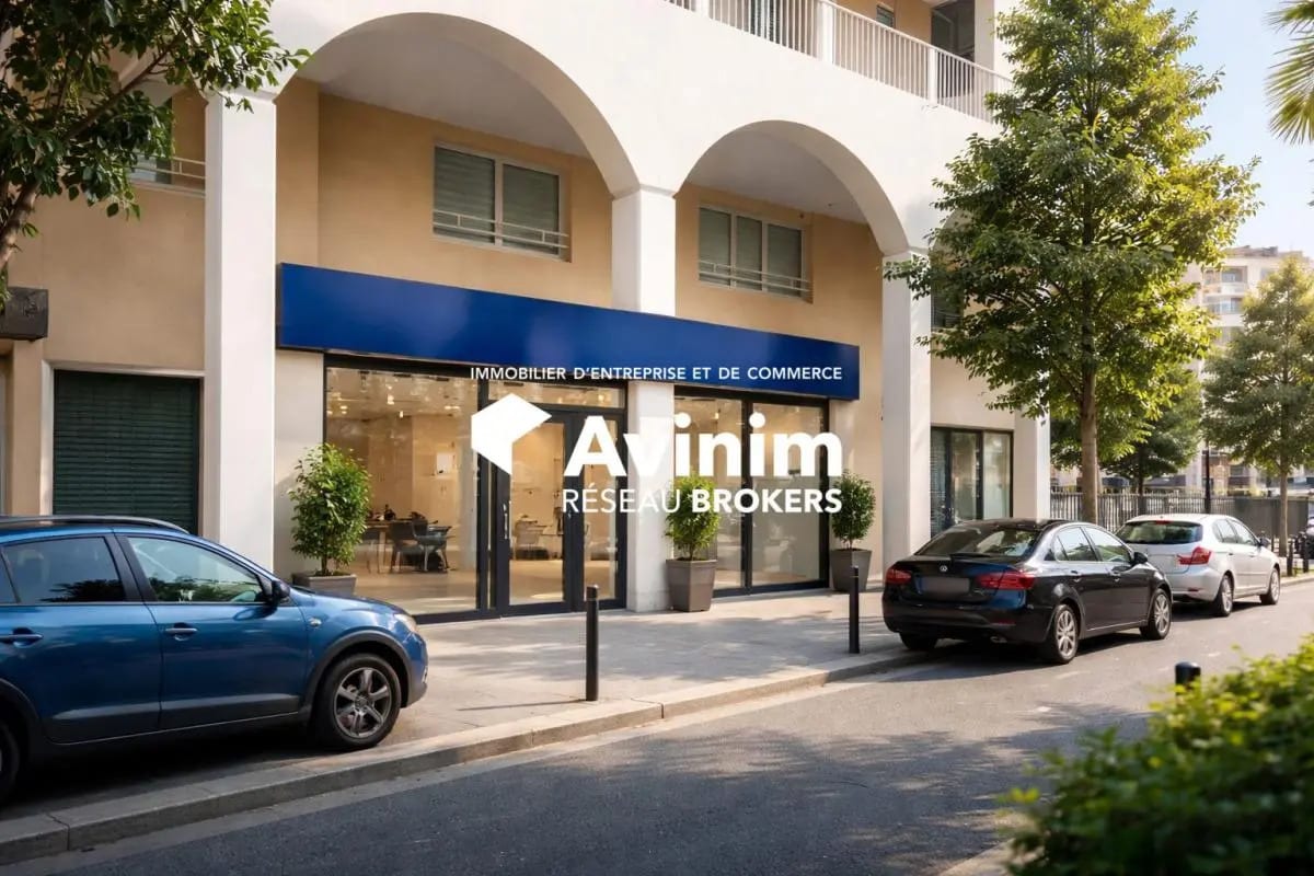 Local d'activités dans Nice à vendre Photo de l’immeuble– Image 1 sur 8