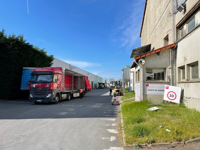 Industriel/Logistique dans Mitry-Mory à louer - Photo de l’immeuble – Image 2 sur 11