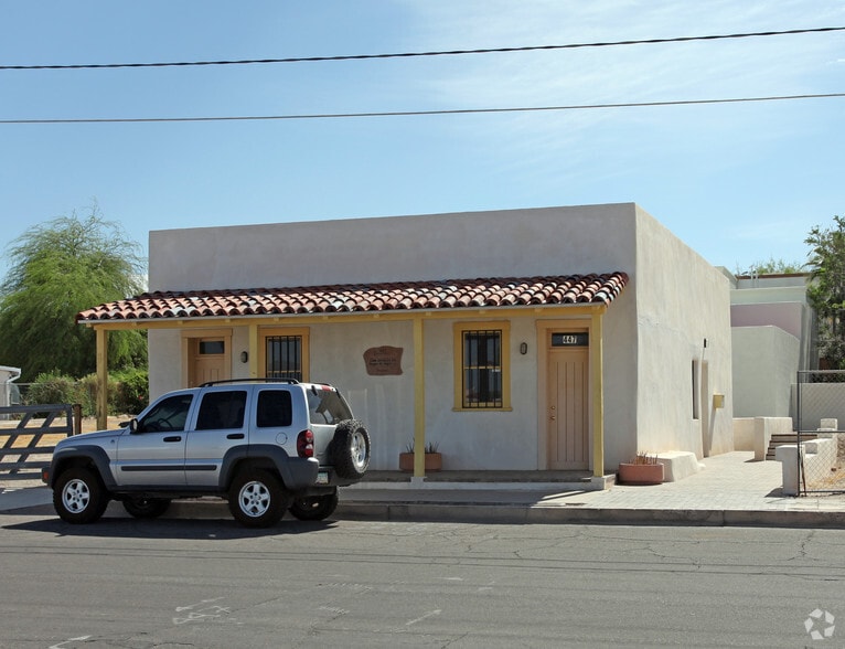 Barrio Viejo portefeuille de 2 biens à vendre sur LoopNet.fr - Photo principale – Image 2 sur 5