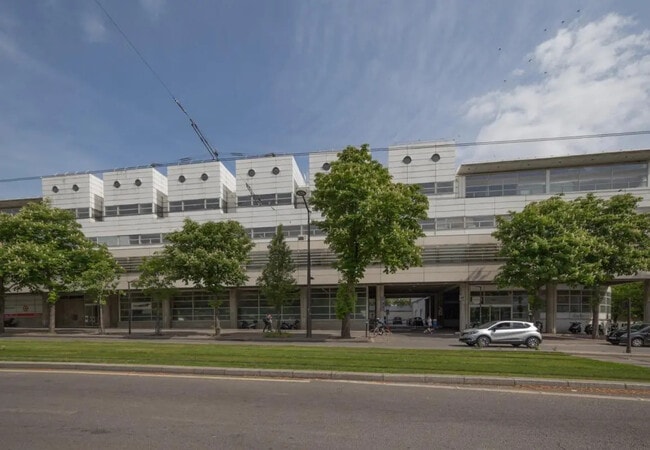 Plus de détails pour 33 Boulevard Du Général Martial Valin, Paris - Différents types d’espaces à louer