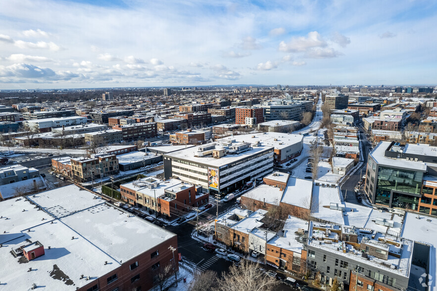 6750 Av de l'Esplanade, Montréal, QC à louer - Aérien – Image 3 sur 8