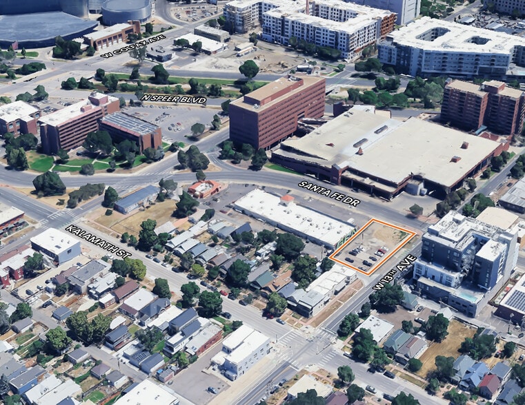 1301 Santa Fe Dr, Denver, CO à louer - Photo de l’immeuble – Image 2 sur 3