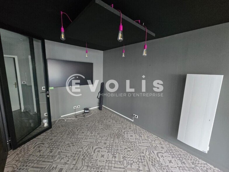 Local commercial dans Morsang-sur-Orge à vendre - Photo intérieure – Image 3 sur 7