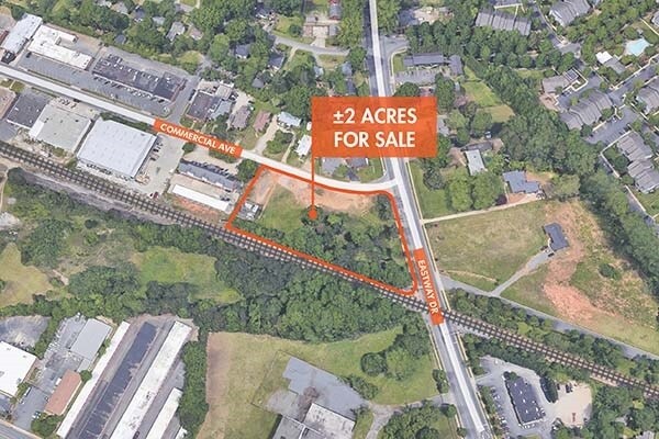 1304 Commercial Ave, Charlotte, NC à vendre Photo principale– Image 1 sur 2