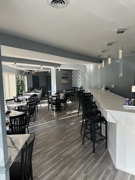 1450 W Webster Ave, Chicago, IL à louer - Photo de l’immeuble – Image 3 sur 19