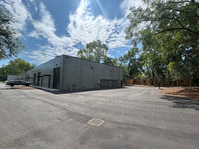 6548 Ward Ave, Charleston, SC à louer - Photo de l’immeuble – Image 3 sur 18