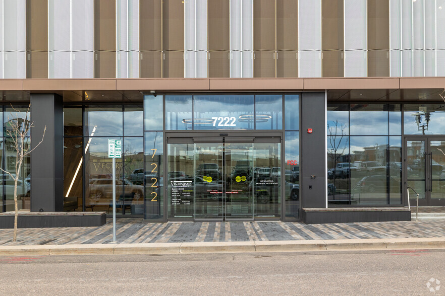 7222 E Layton Ave, Denver, CO à louer - Photo de l’immeuble – Image 3 sur 15