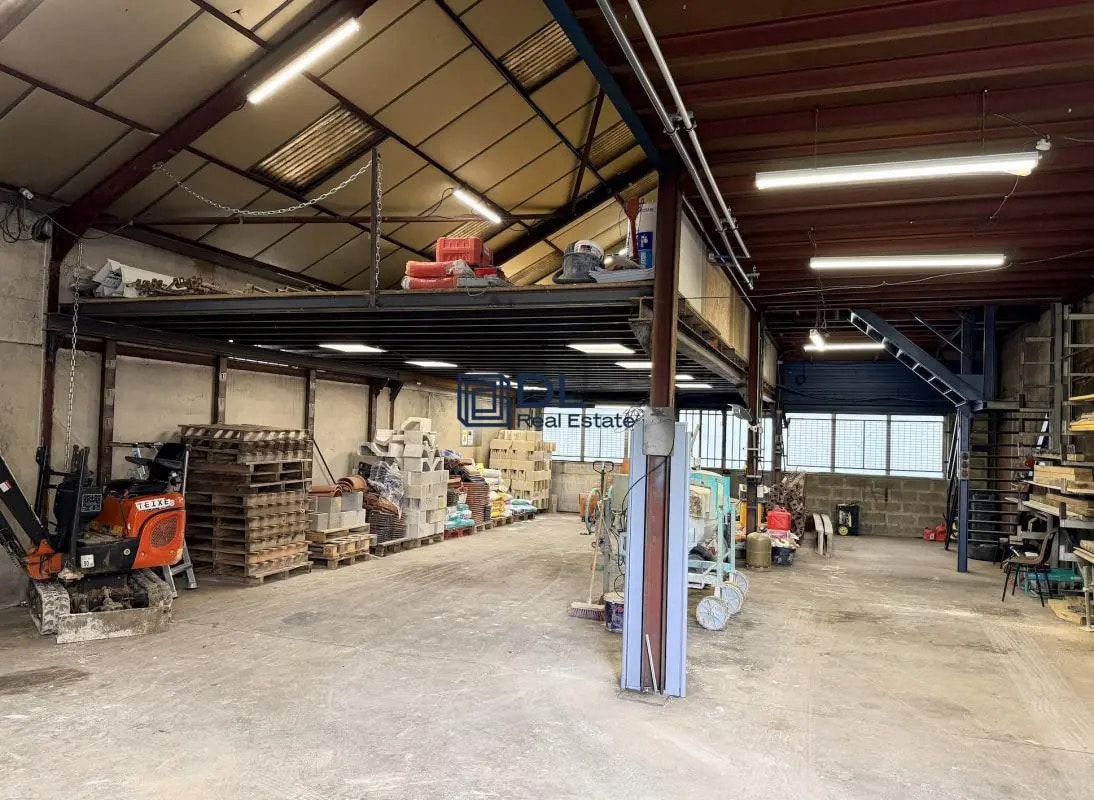 Local d'activités dans Orly à vendre Photo intérieure– Image 1 sur 4