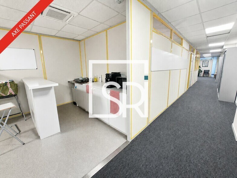 Bureau dans Clermont-Ferrand à louer - Photo de l’immeuble – Image 2 sur 12