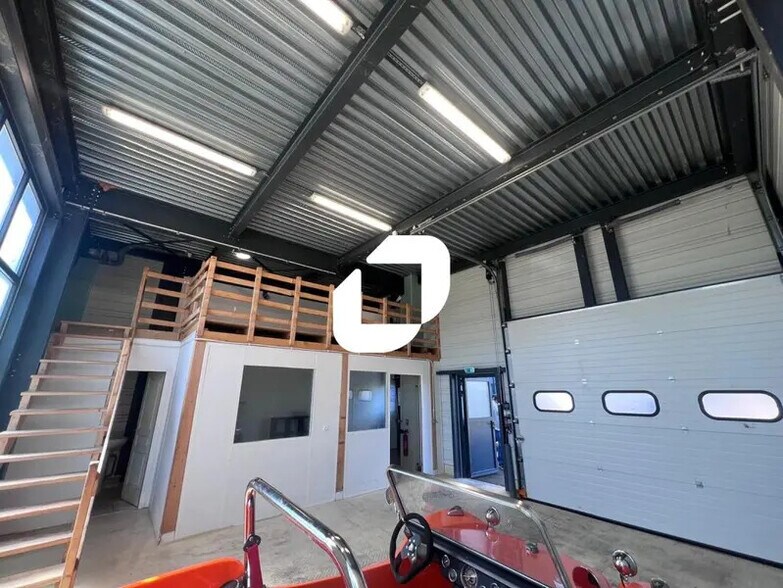 7 Rue Des Rougeriots, Chanteloup-en-Brie à louer - Photo de l’immeuble – Image 3 sur 5