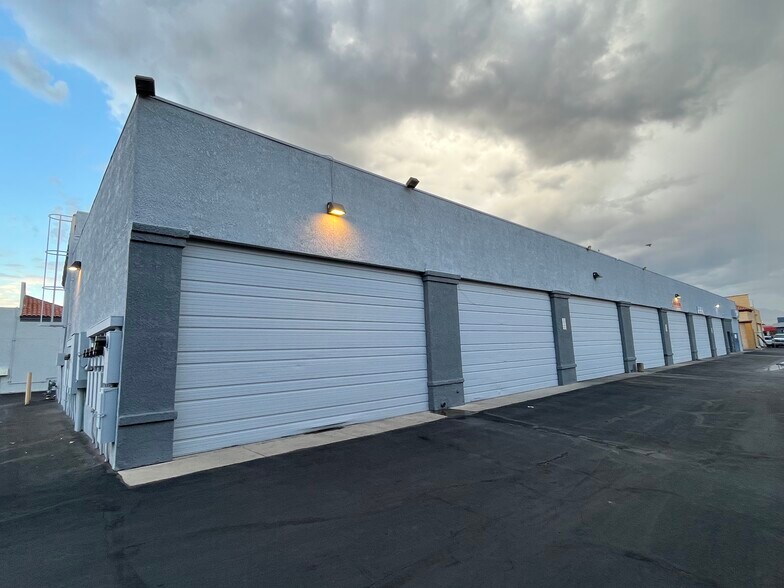 4443 W Ina Rd, Tucson, AZ à vendre - Photo de l’immeuble – Image 3 sur 8