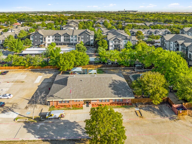 2440 Fuller Wiser Rd, Euless, TX à vendre - Photo de l’immeuble – Image 2 sur 7