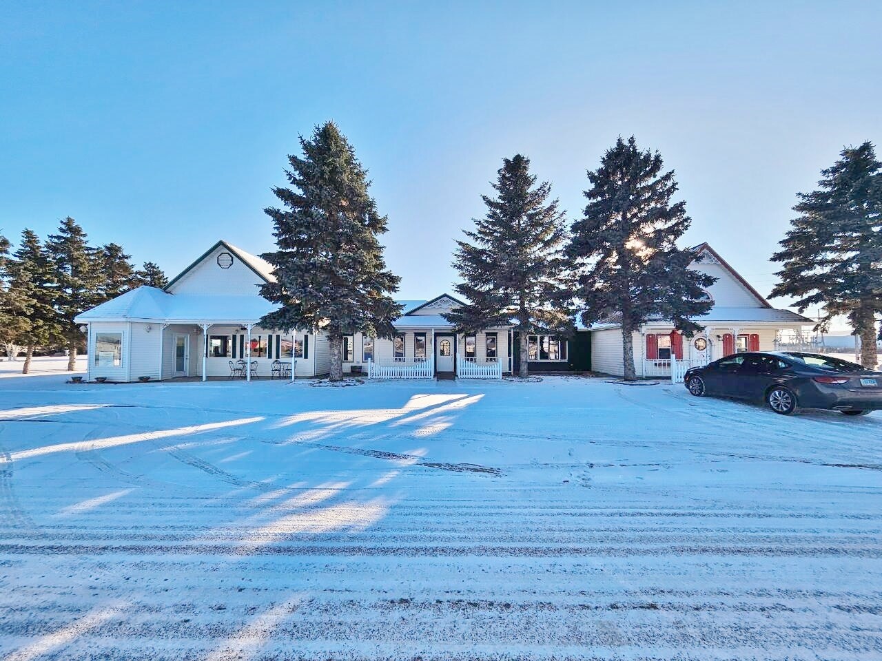 104-106 Hwy 2 SW, Rugby, ND à vendre Photo principale– Image 1 sur 40