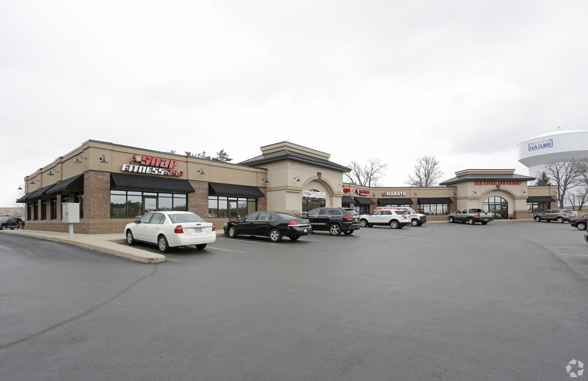 19022 NW Freeport St, Elk River, MN à louer Photo principale– Image 1 sur 16