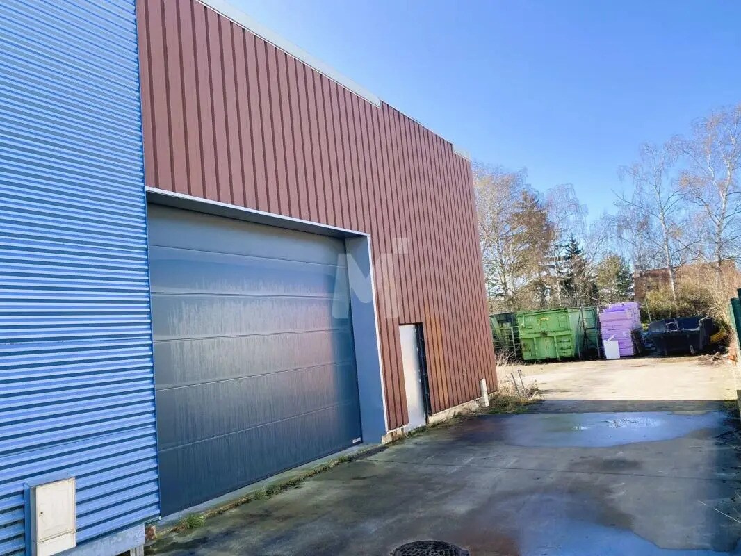 Local d'activités dans Moissy-Cramayel à vendre Photo de l’immeuble– Image 1 sur 7